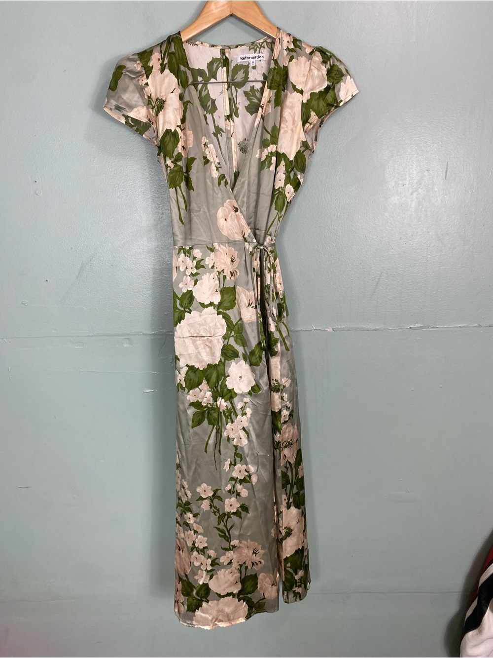 Reformation Kiana Silk Wrap‎ Dress Tarragon Green Floral Print XS